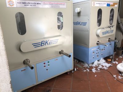 MÁY LÀM THÚ NHỒI BÔNG