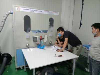 MÁY NHỒI BÔNG VÀ LÔNG VŨ TỰ ĐỘNG 2 BUỒNG, 2 VỊ TRÍ