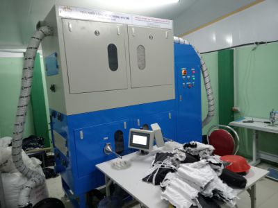 MÁY NHỒI LÔNG VŨ TỰ ĐỘNG 2 BUỒNG, 4 VỊ TRÍ